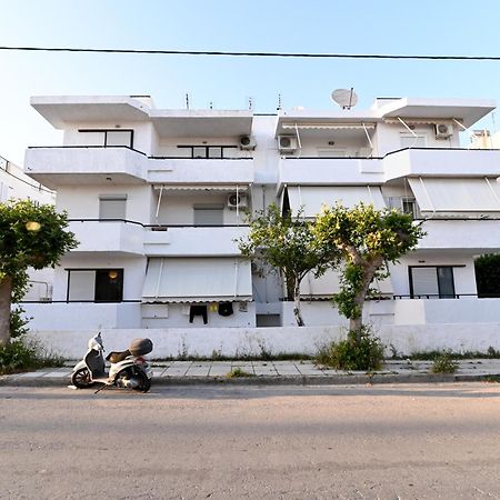 Апартаменты Sindy'S House Ampavris Экстерьер фото